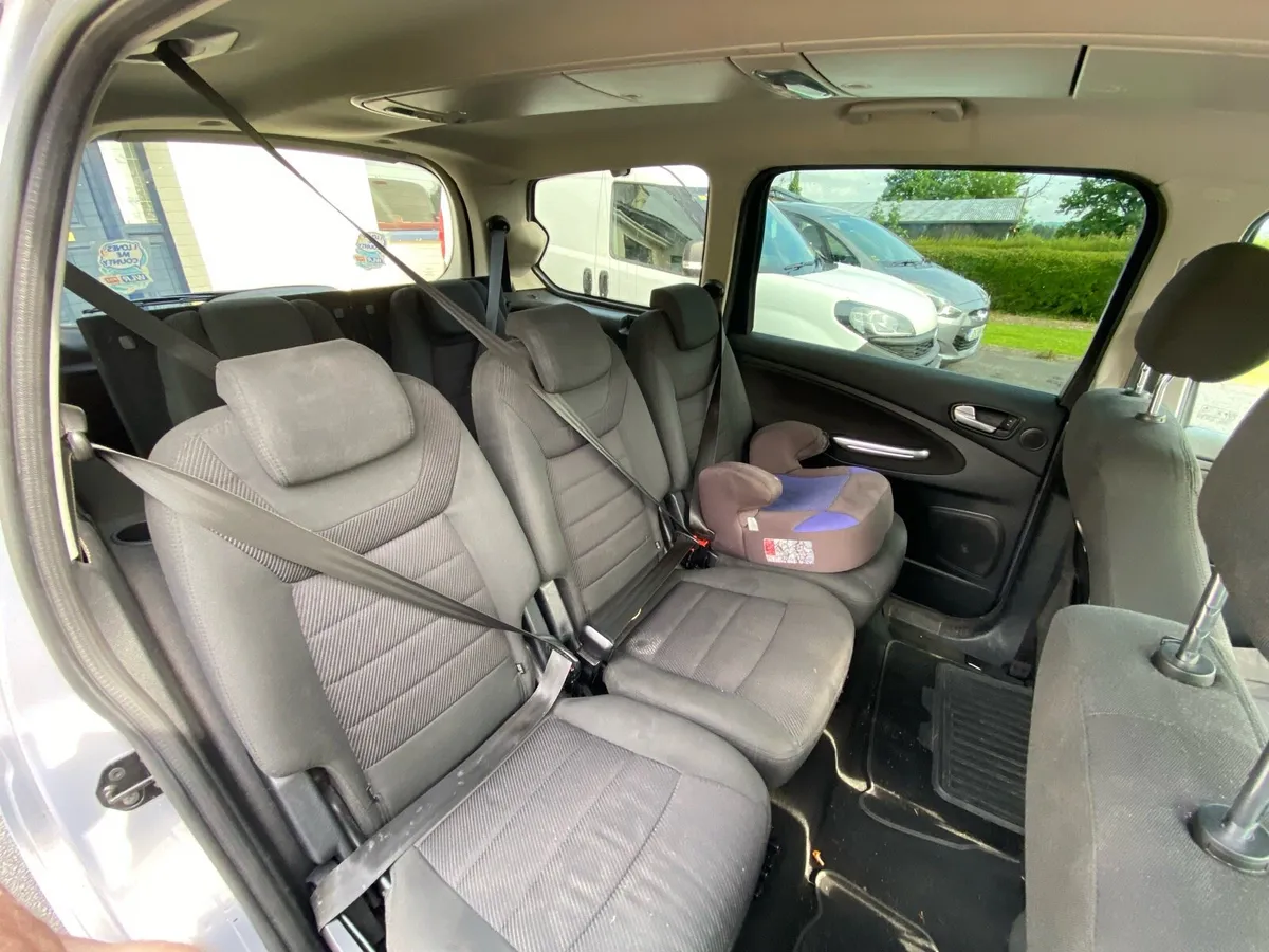 Ford Galaxy - Image 4