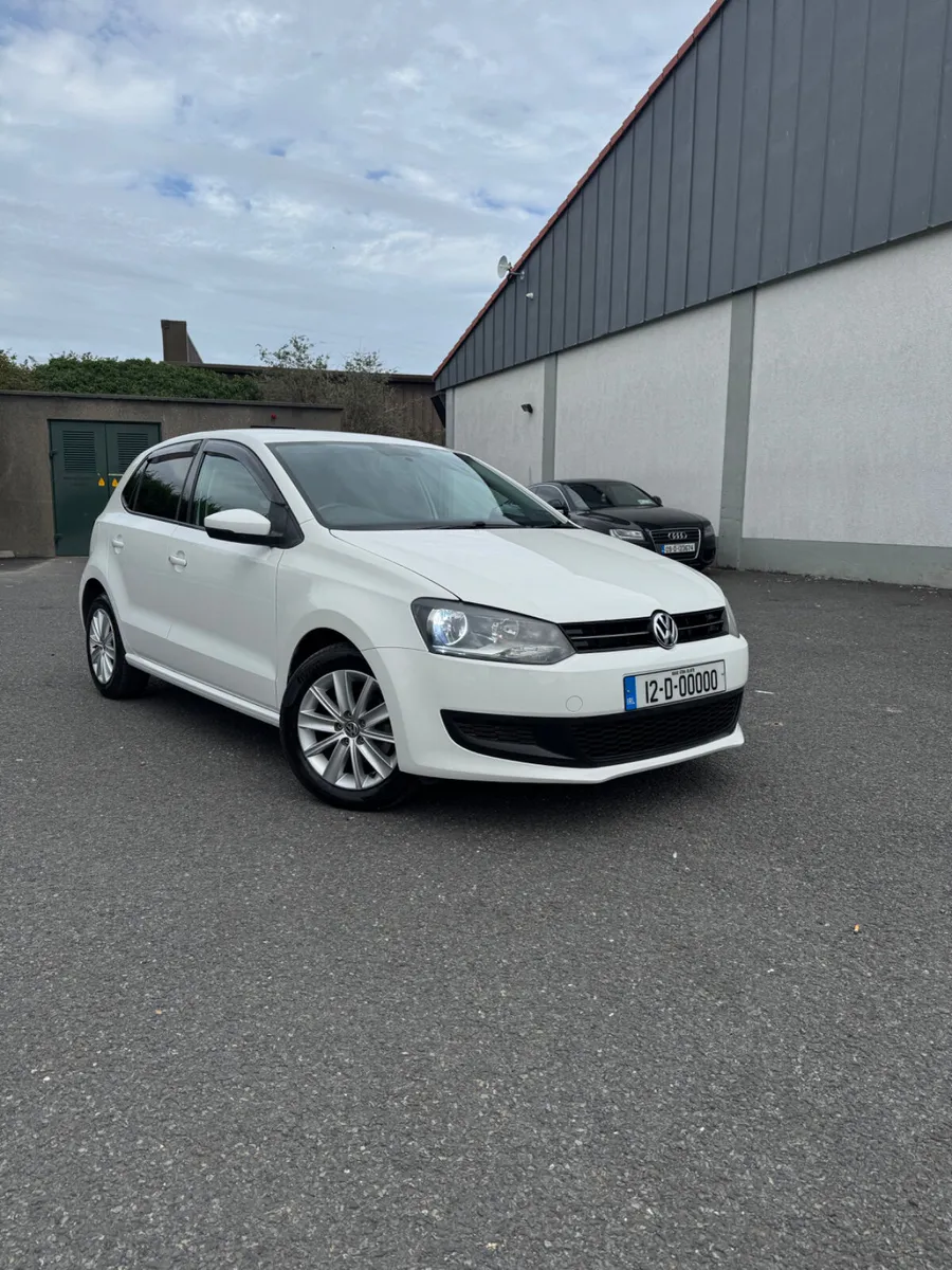 Volkswagen Polo 1.2 Petrol Automatic 76km - Image 2