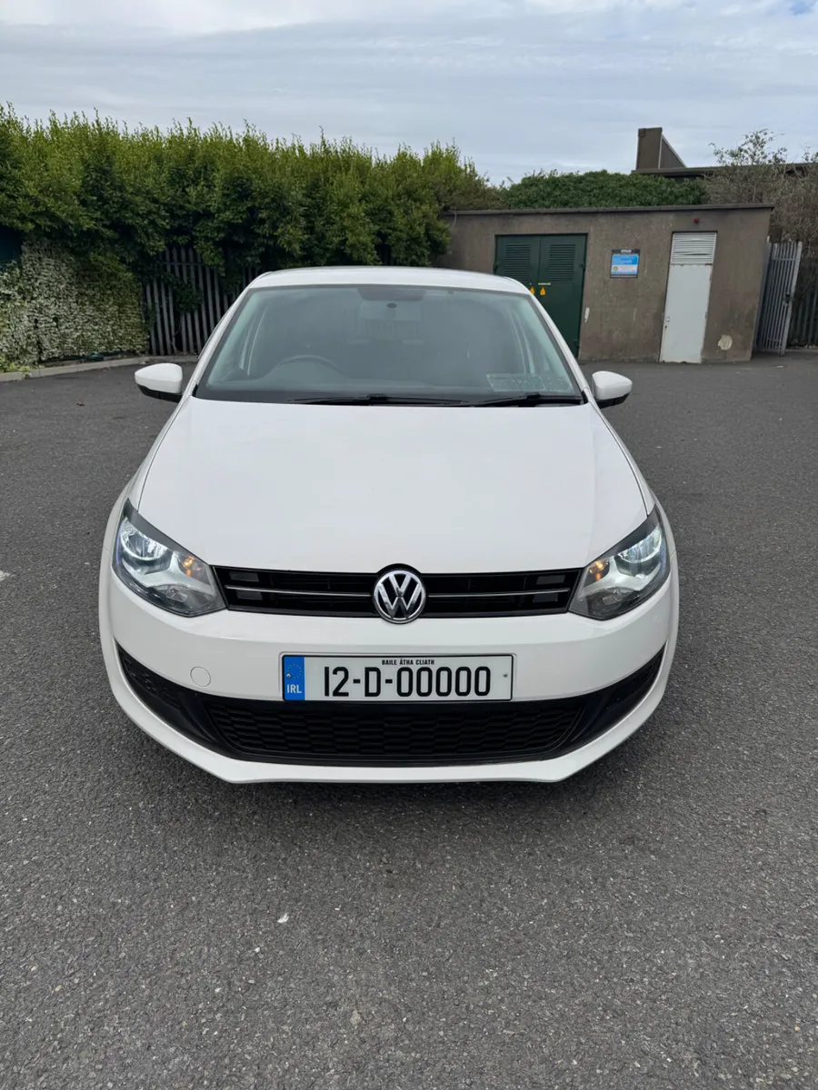 Volkswagen Polo 1.2 Petrol Automatic 76km - Image 3