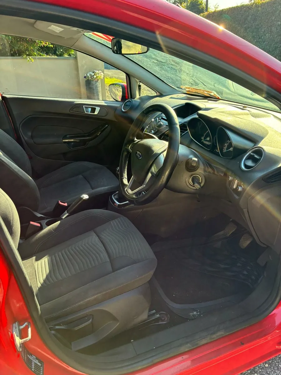 Ford fiesta 2013 - Image 4