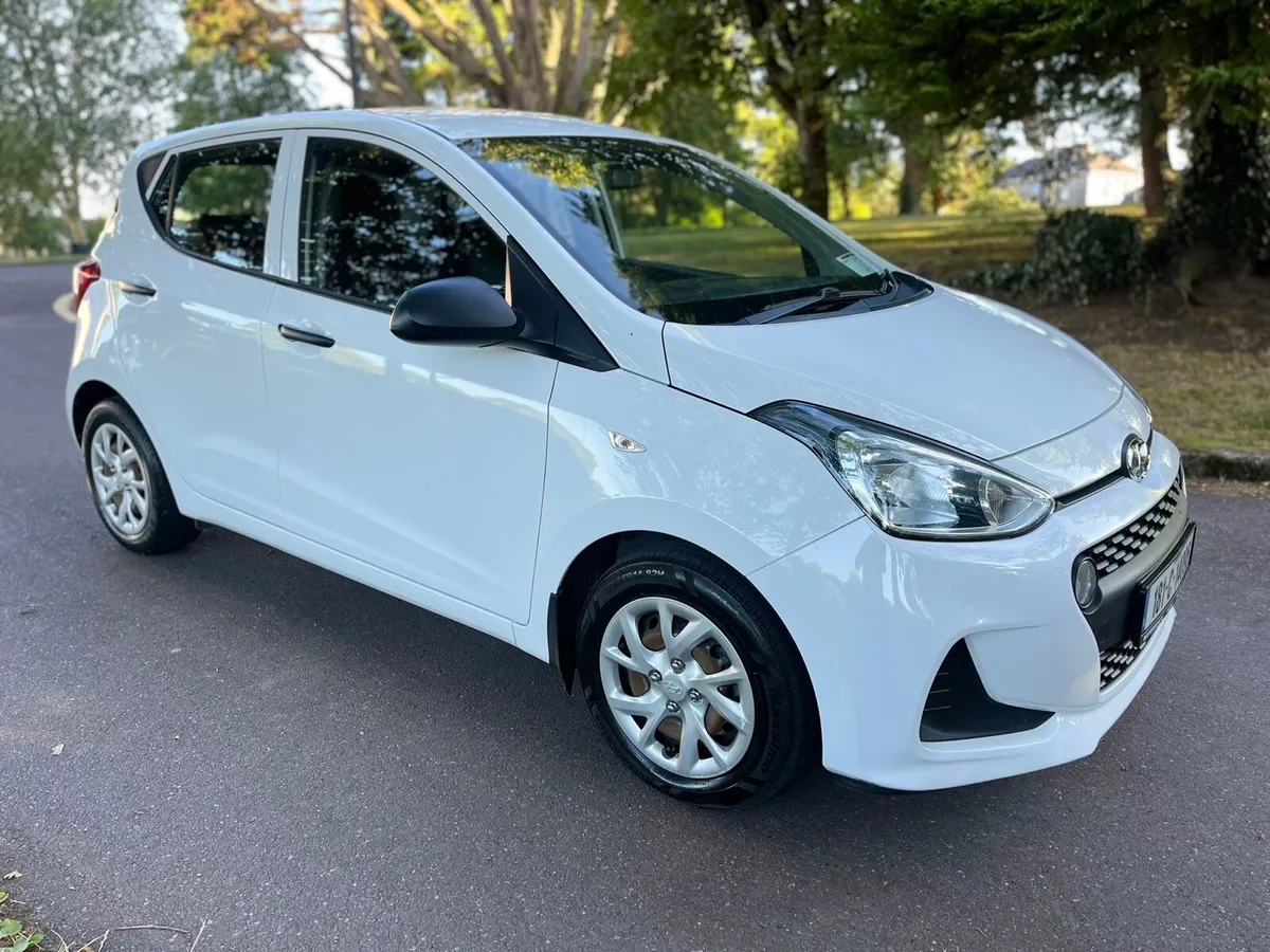 2018 HYUNDAI i10 ** nice small car ** - Image 2