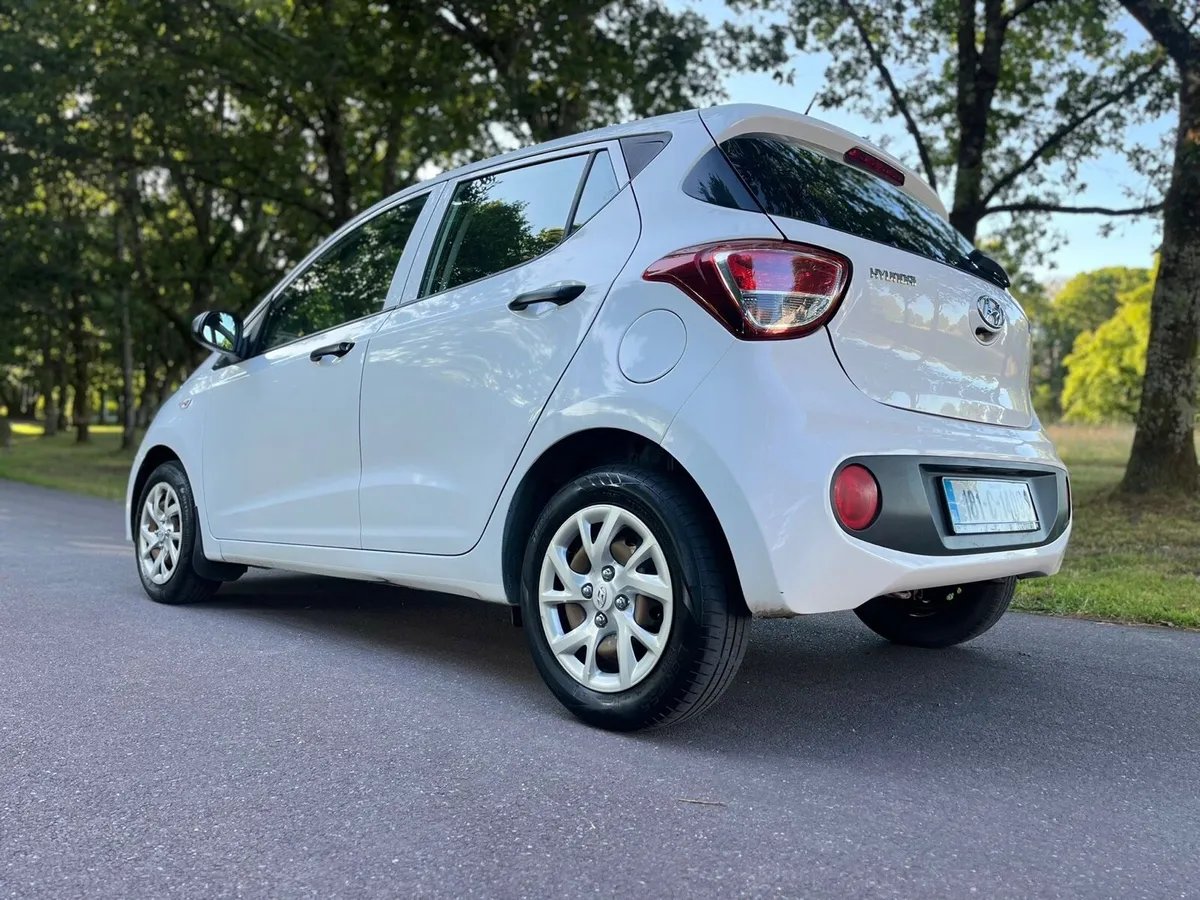 2018 HYUNDAI i10 ** nice small car ** - Image 4