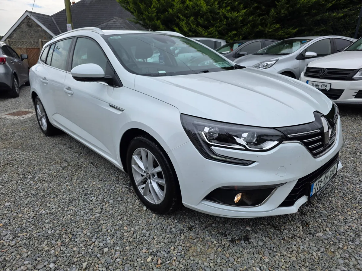 172 Renault Megane 1.5 DIESEL NCT 07/27 €52 PER WK - Image 3
