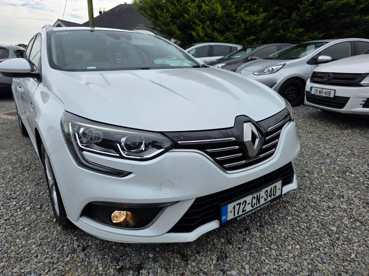 172 Renault Megane 1.5 DIESEL NCT 07/27 €52 PER WK - Image 4