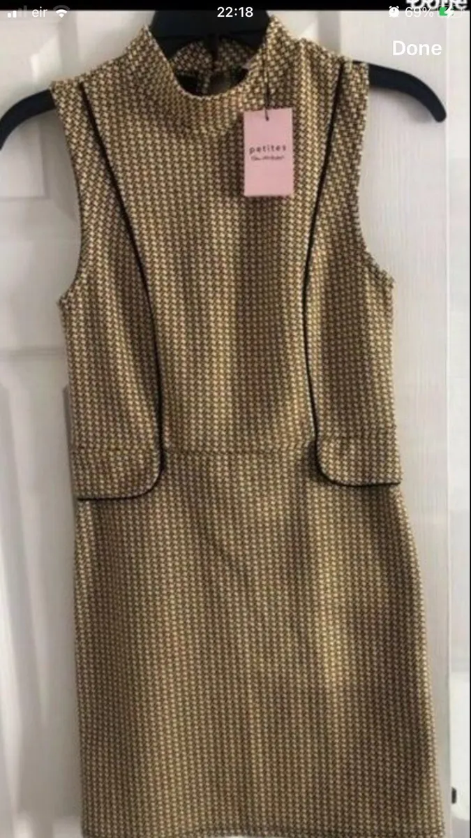 Ladies BNWT dress size 6 €25 - Image 4