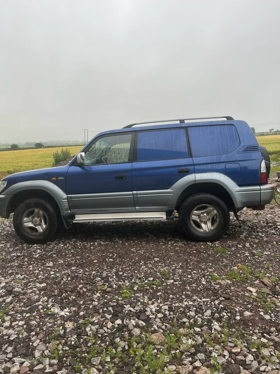 Toyota Land Cruiser - Image 3