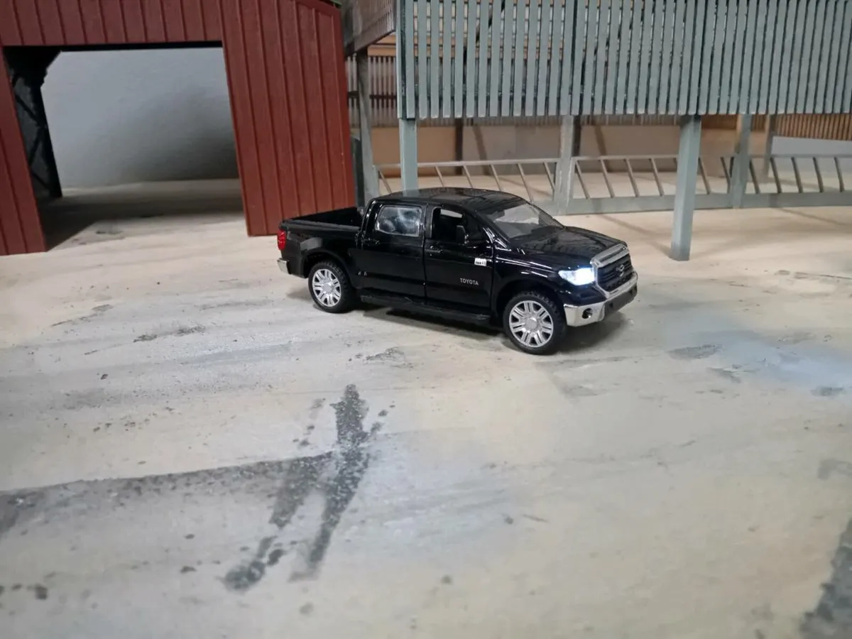1:32 farm jeep - Image 1