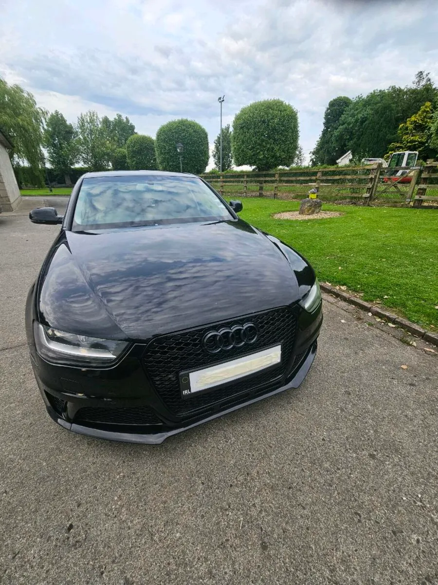 Audi A 4 - Image 2
