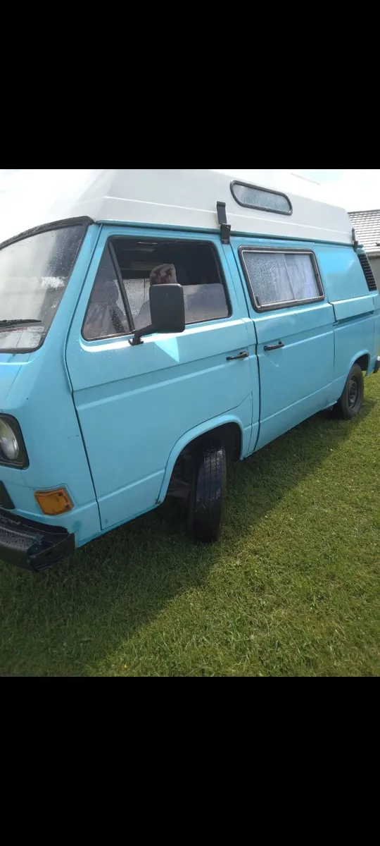 Volkswagon camper 4 berth - Image 1