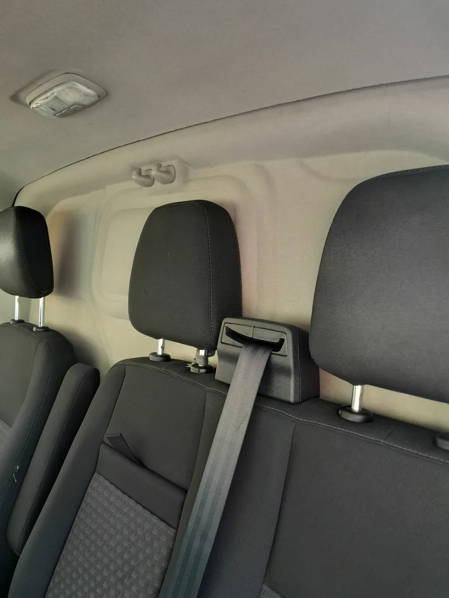 FORD TRANSIT CUSTOM Bulk Head Barrier - Image 1
