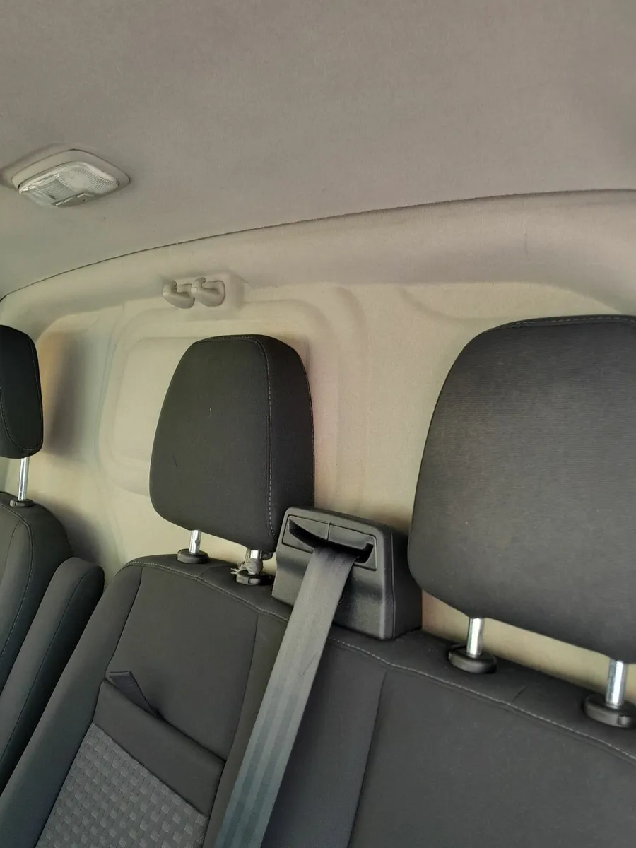 FORD TRANSIT CUSTOM Bulk Head Barrier - Image 2
