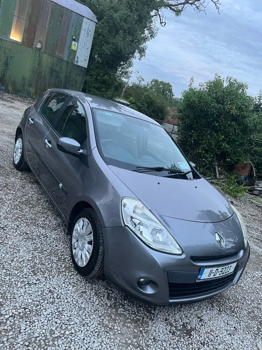 Clio - Image 2
