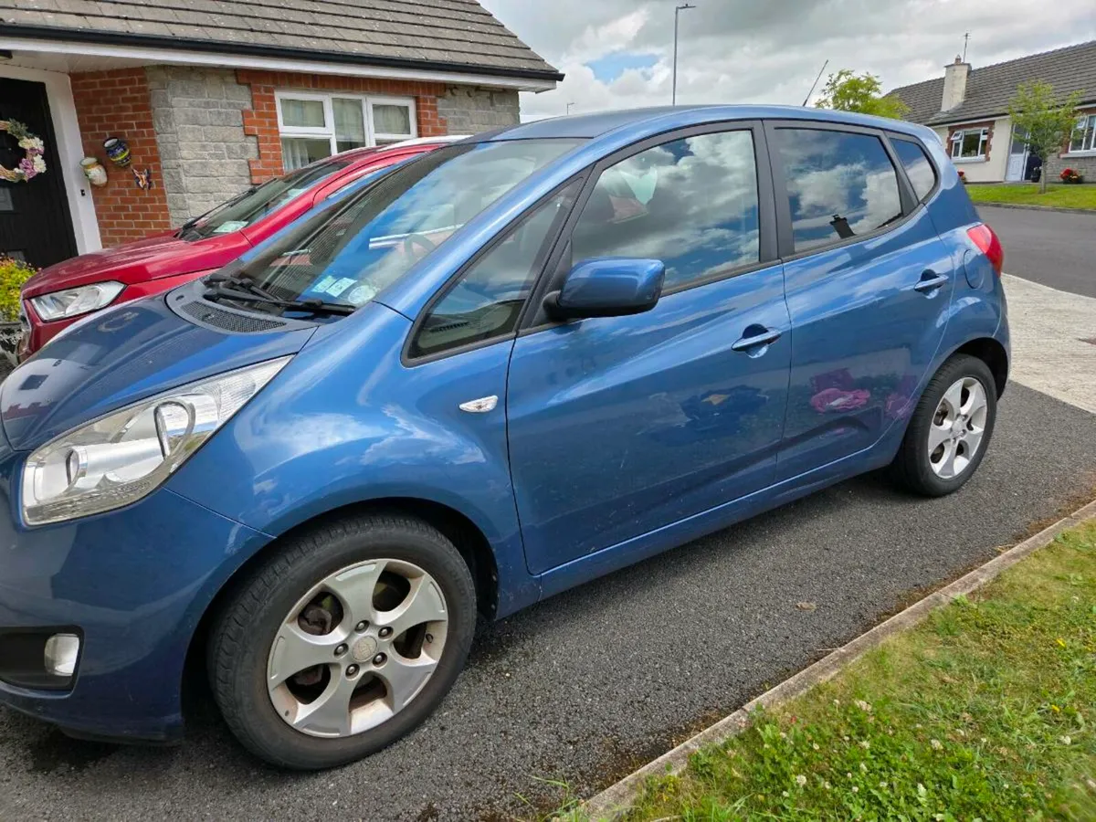 Kia Venga 2013 - Image 2
