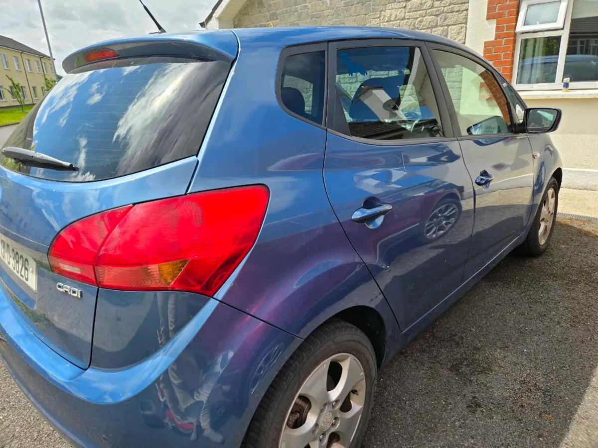 Kia Venga 2013 - Image 4
