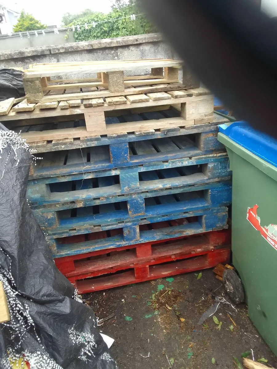 Pallets - Image 4