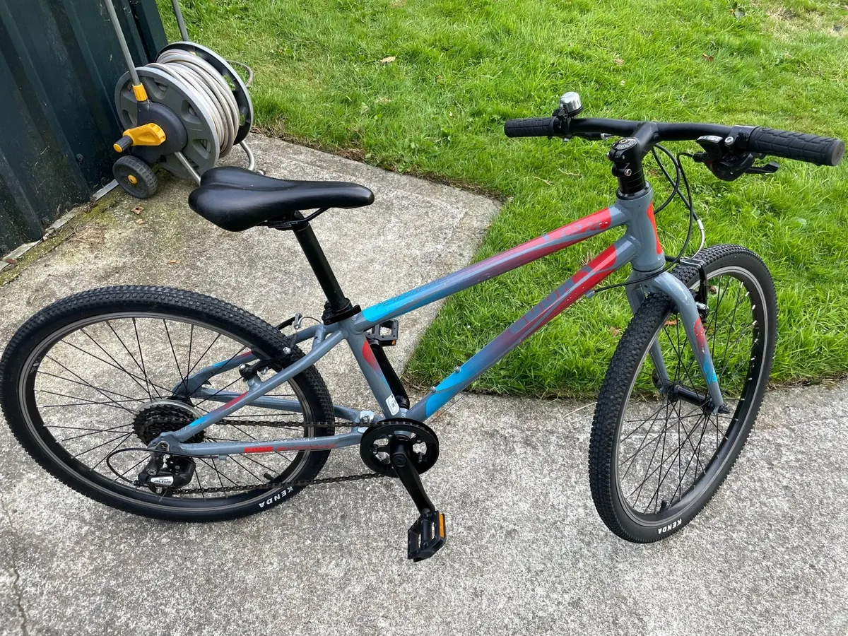 Child's bike - Image 1
