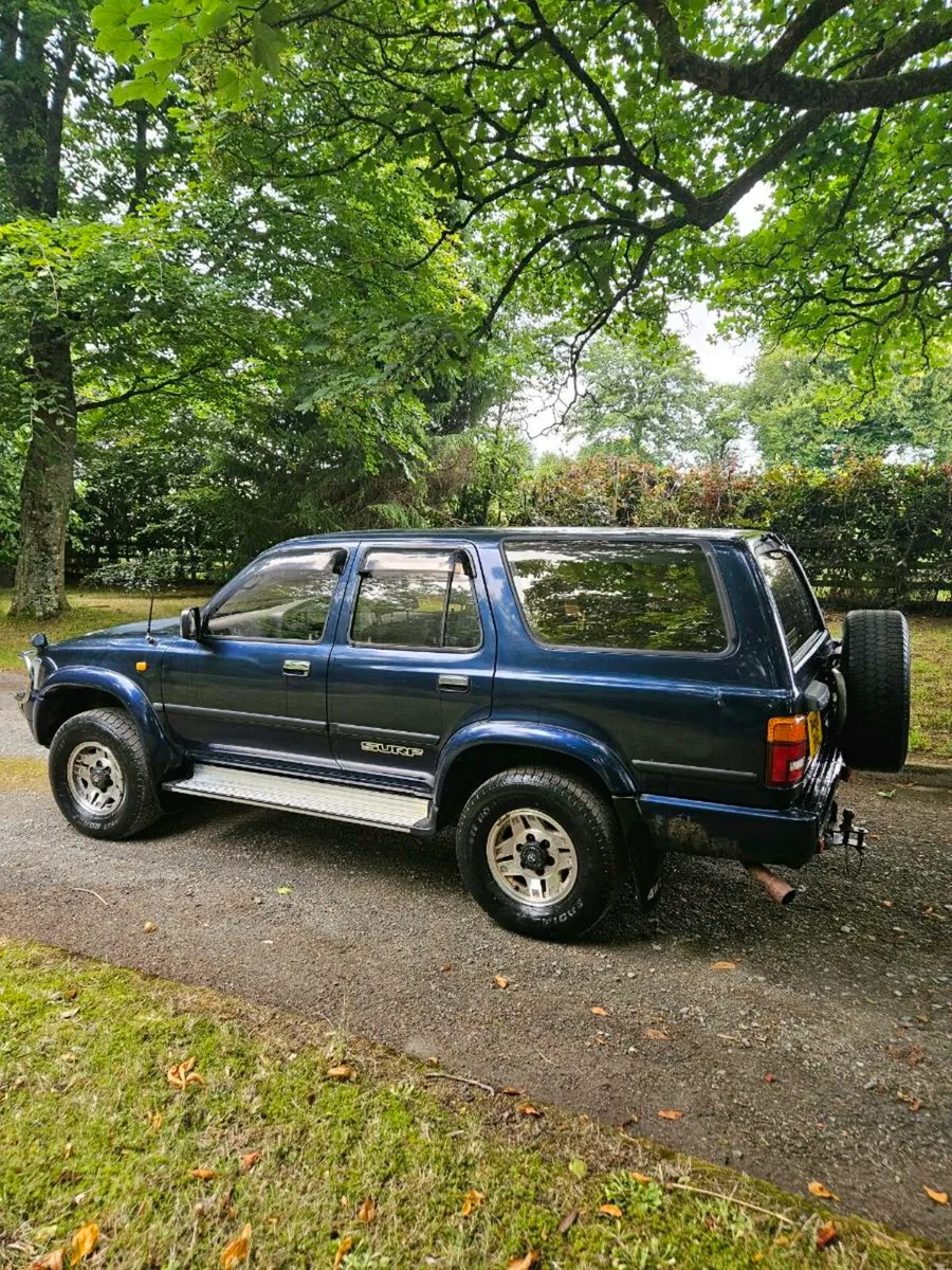 TOYOTA HILUX SURF S.S.R.V 3.0 - Image 3