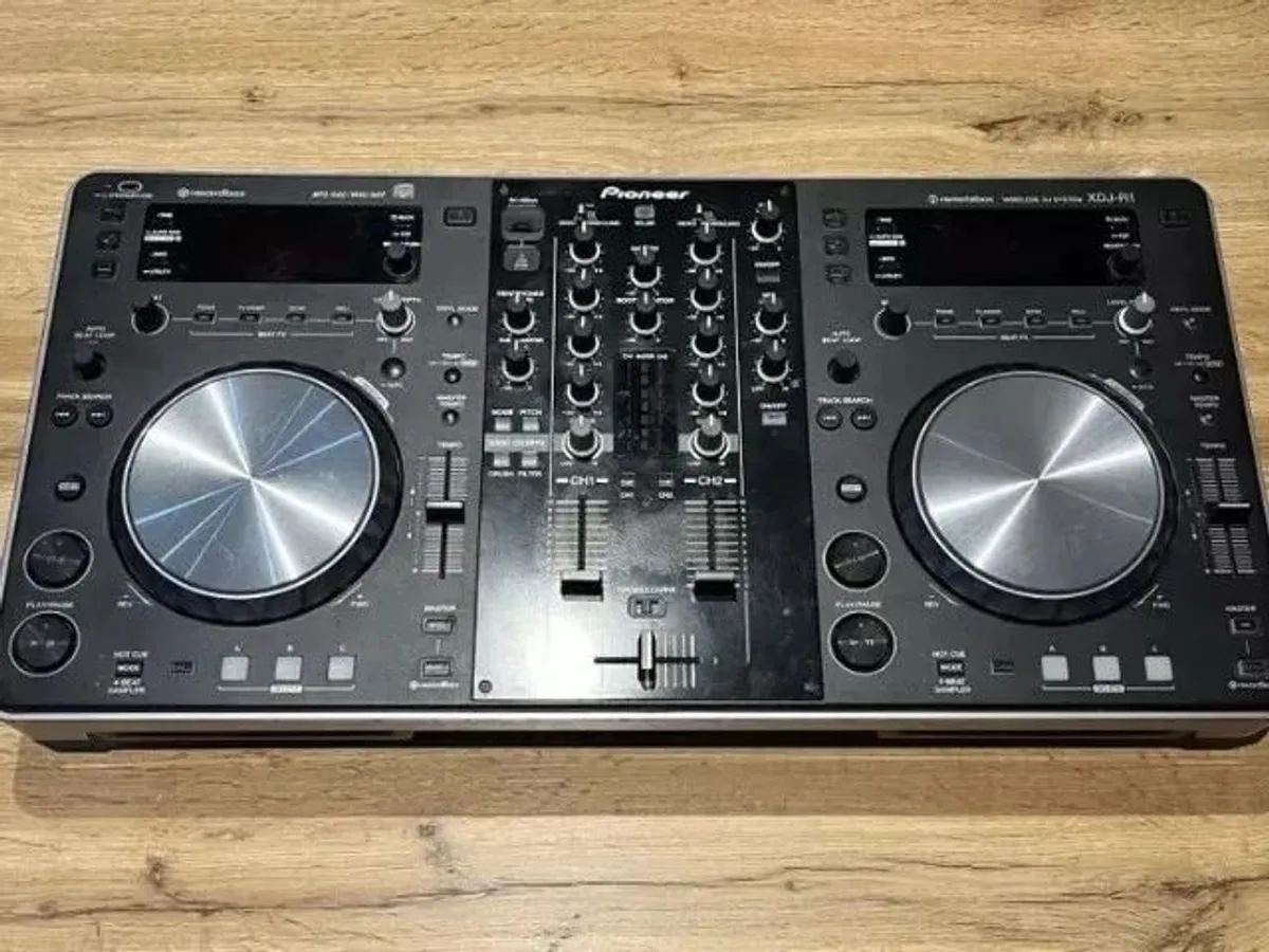 Xdj R1 - Image 1