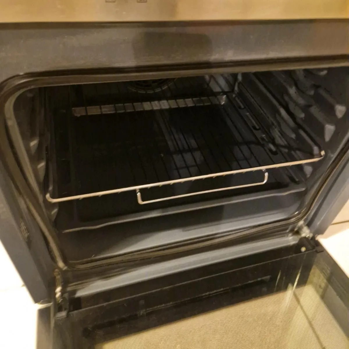 Single Integrated Oven - Image 2