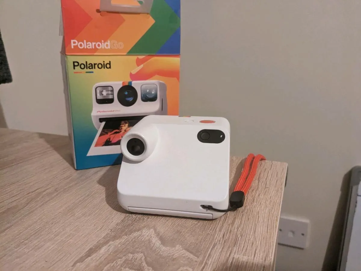 Polaroid - Image 2