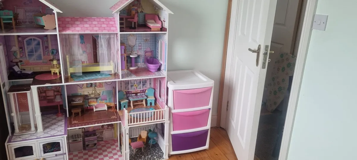 Dolls house with furniture