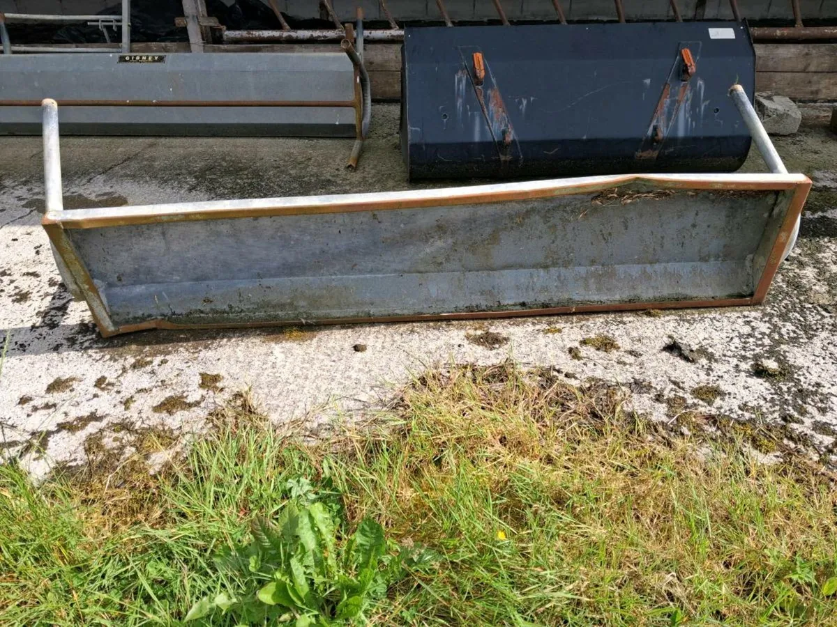 3 8foot Gibney feeders - Image 2