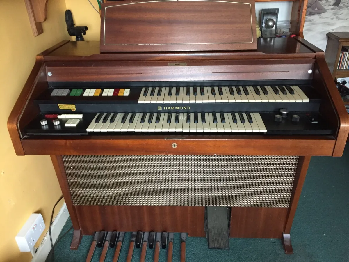 Hammond Organ
