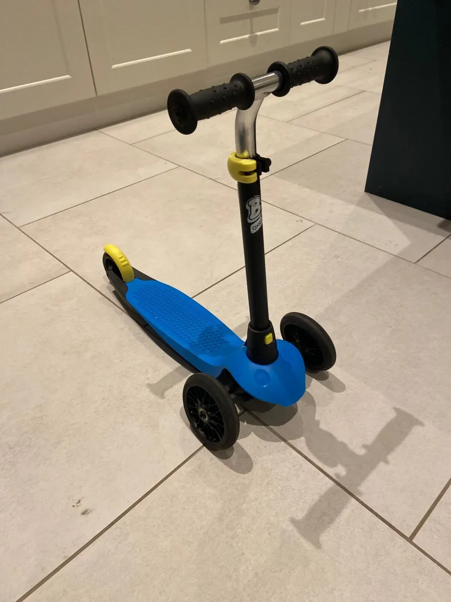 Kids' 3-Wheeled Scooter - Image 3