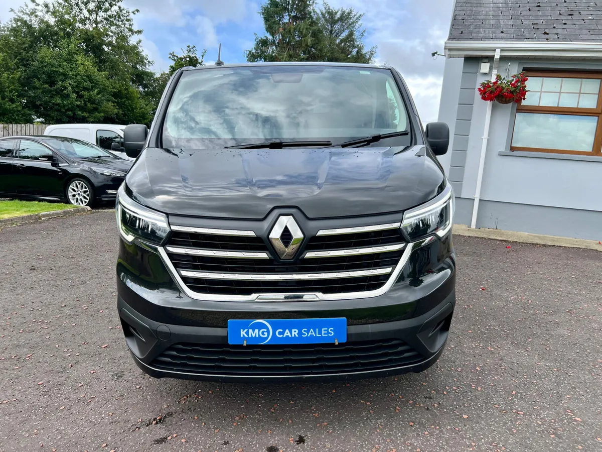 (NO VAT) 2023 Renault Trafic Advance 130 bhp SWB - Image 2