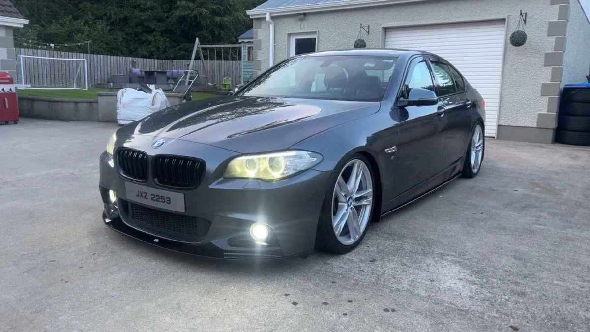 2016 bmw 520d m sport - Image 1