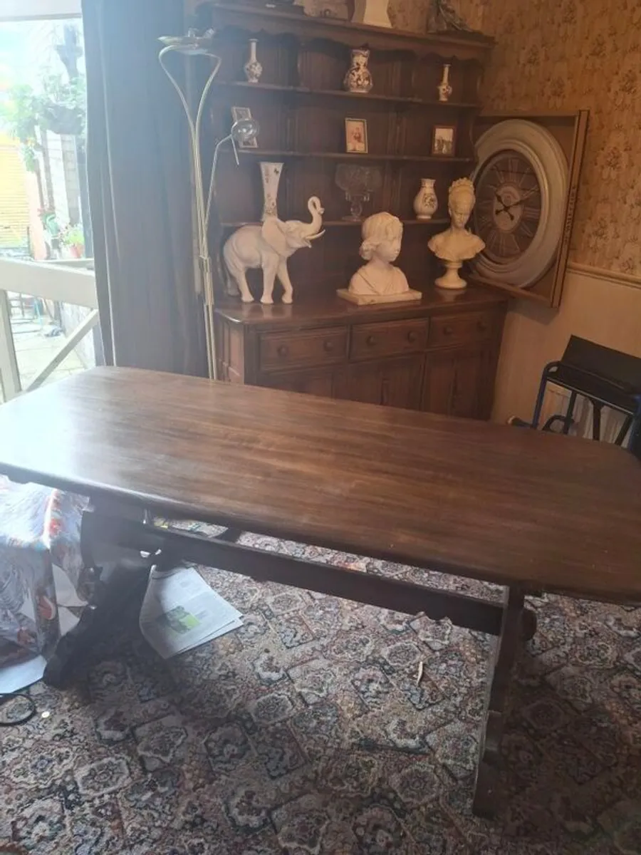 Bargain .....   need gone .  Stunning genuine ercol table and 6 chairs - Image 1
