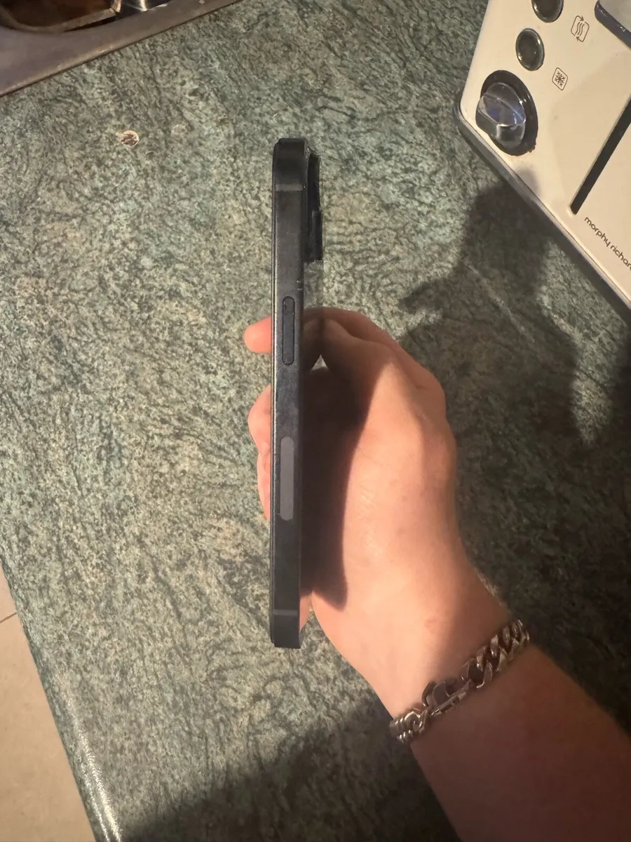 iPhone 14 128GB Midnight Unlocked - Image 4