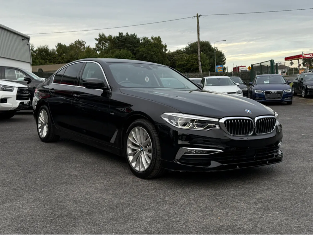 BMW 5-Series 182 / LUXUARY / FULLY LOADED / LIKE N - Image 2