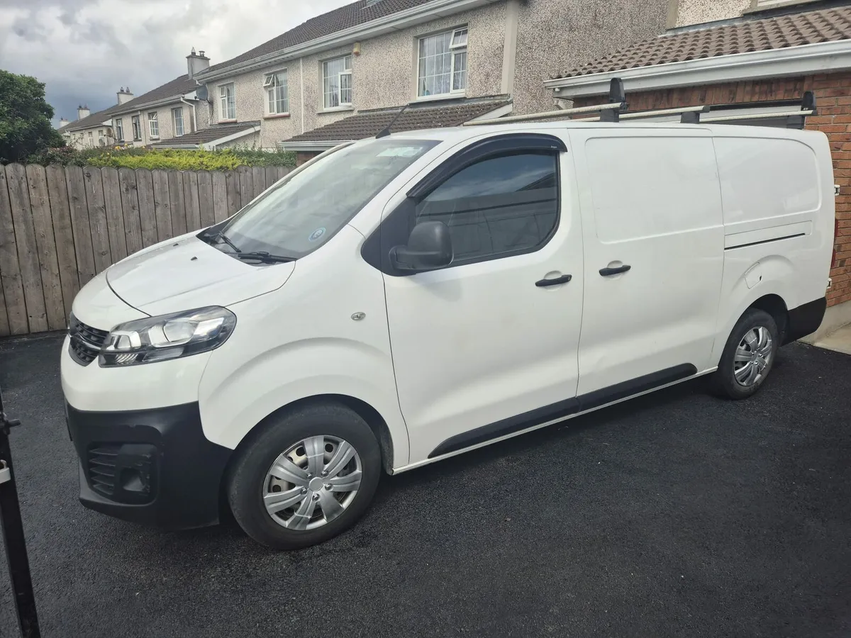 212 opel vivaro Lwb New cvrt - Image 1