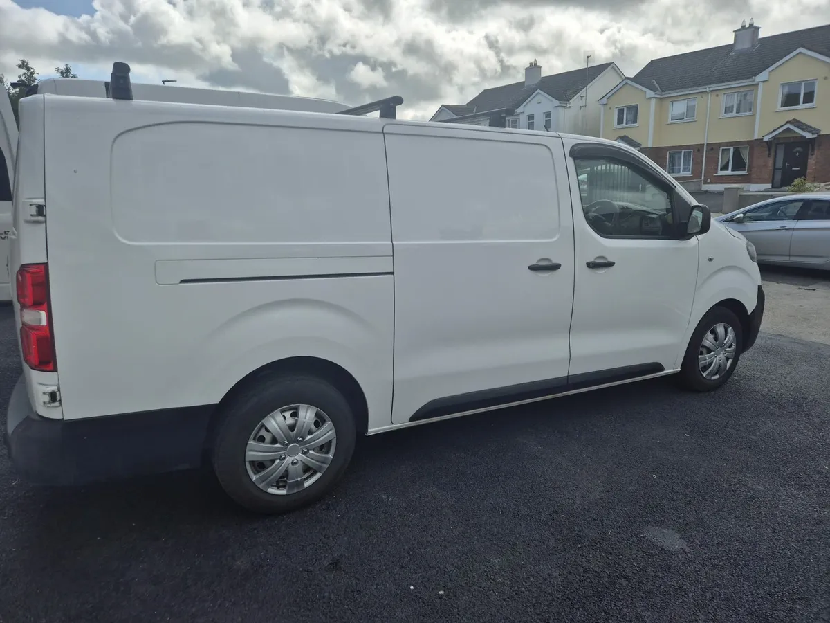 212 opel vivaro Lwb New cvrt - Image 2