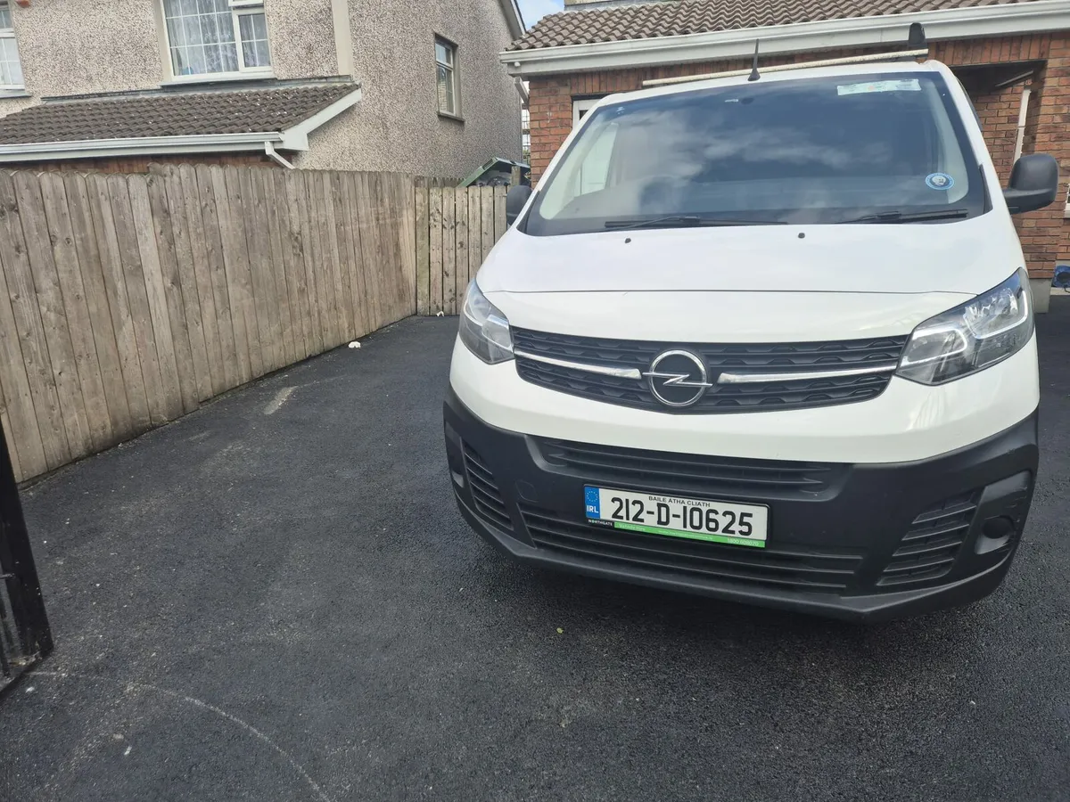 212 opel vivaro Lwb New cvrt - Image 4