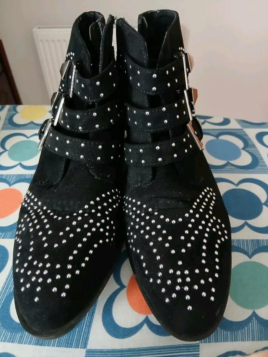Ladies boots - Image 2