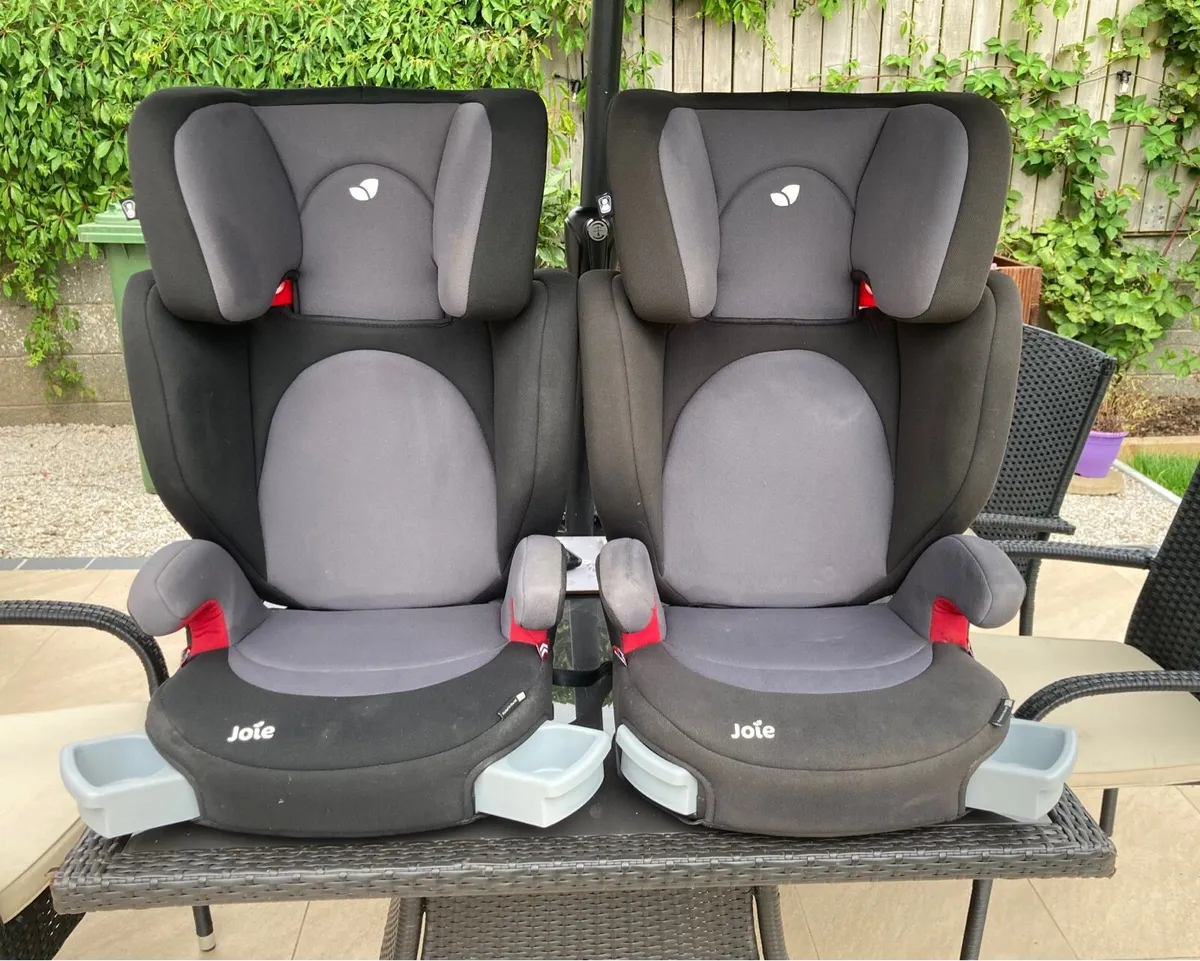2 x Car Seats - Image 1