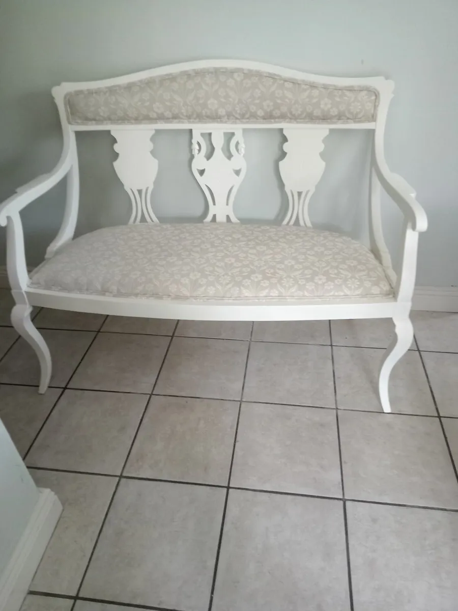 Seat - Image 1