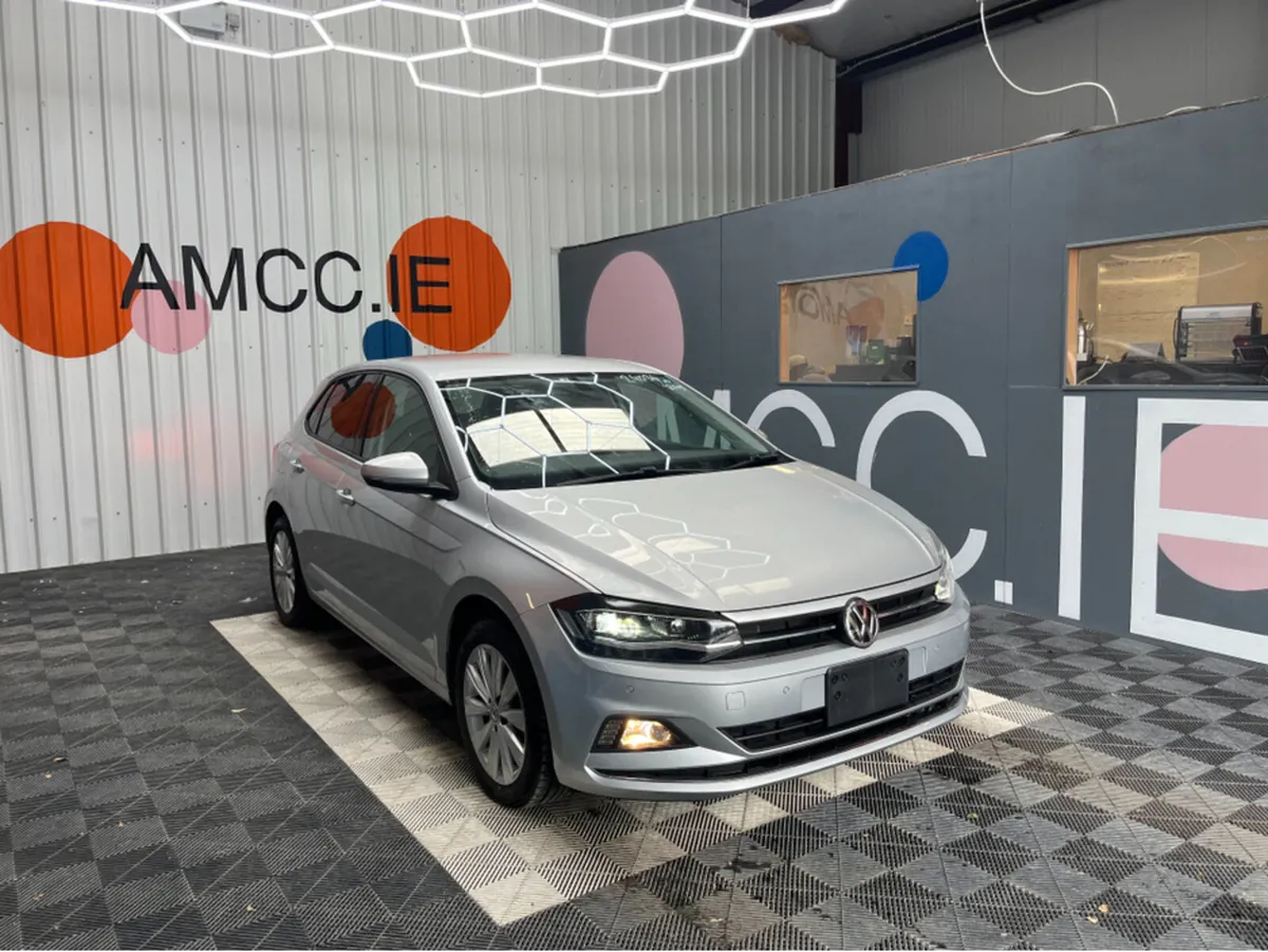 Volkswagen Polo POLO AUTOMATIC 1.0 TSI HIGH LINE / - Image 1