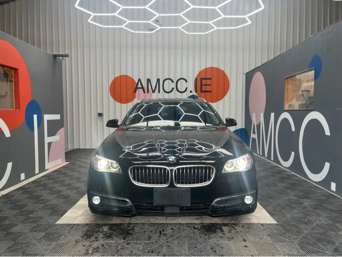BMW 5-Series 523D TOURING / 88k KMs / HEATED SEATS - Image 2