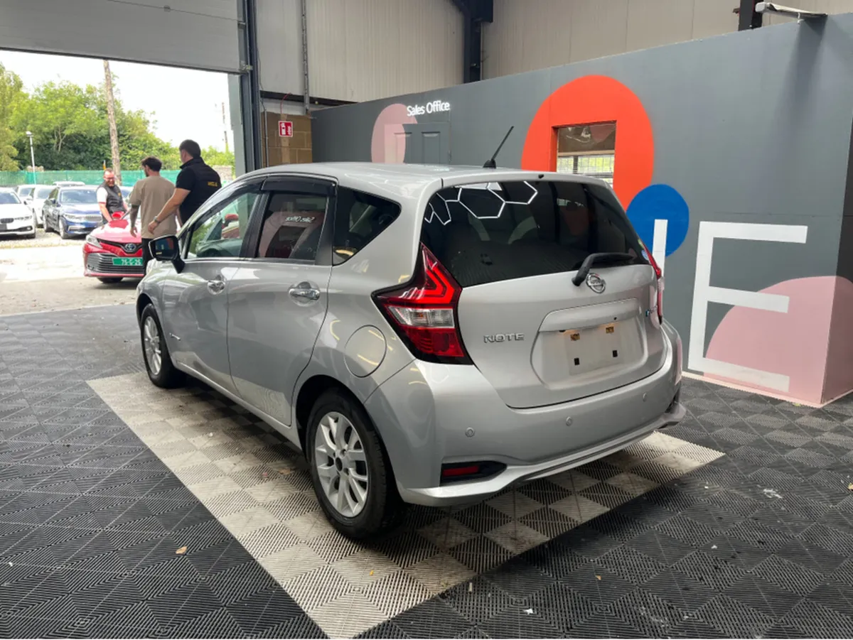 Nissan Note 1.2 HYBRID / 81k KMs / REVERSE CAMERA - Image 4