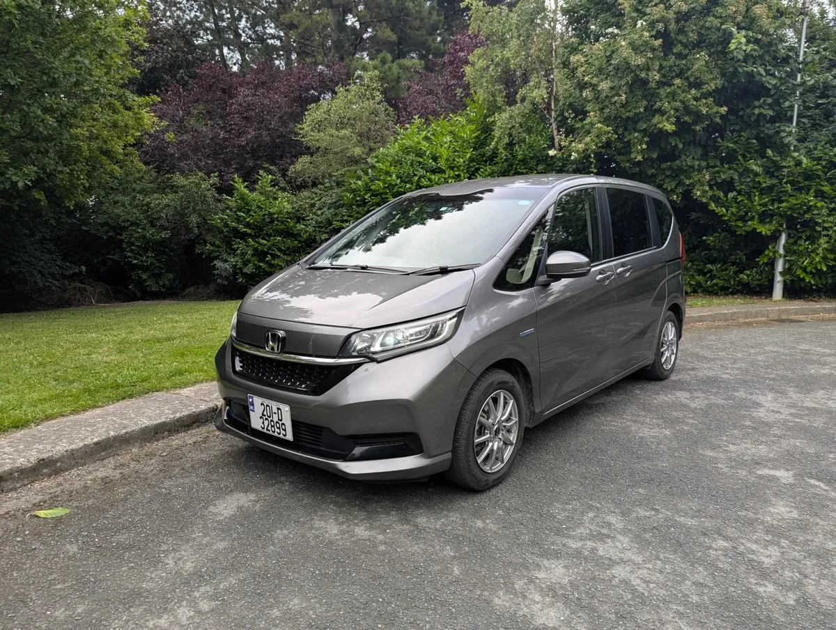 2020 Honda Freed AUTO Hybrid Electric Petrol 6seat - Image 2