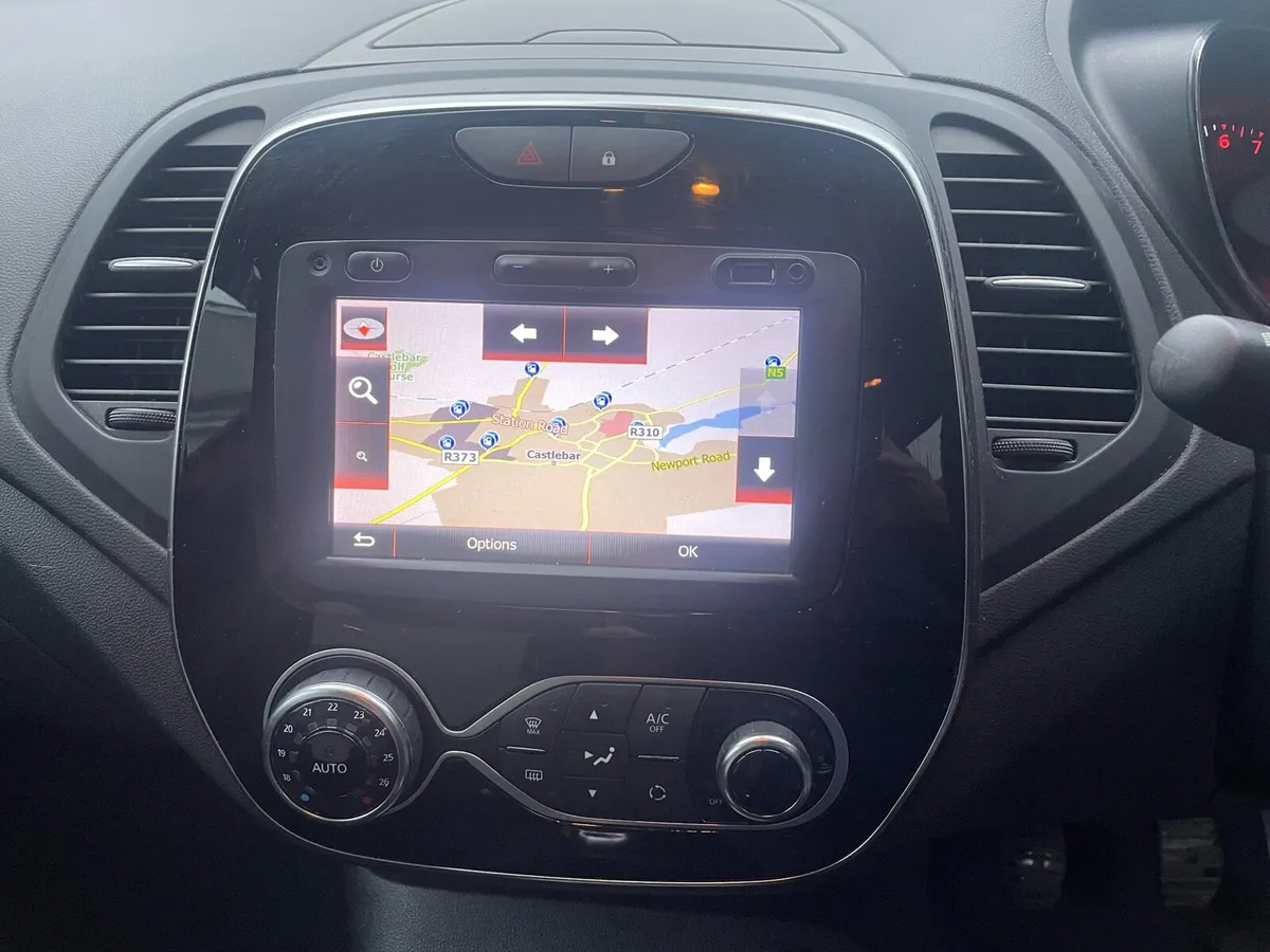 Renault Captur Iconic 1L Petrol - Image 4