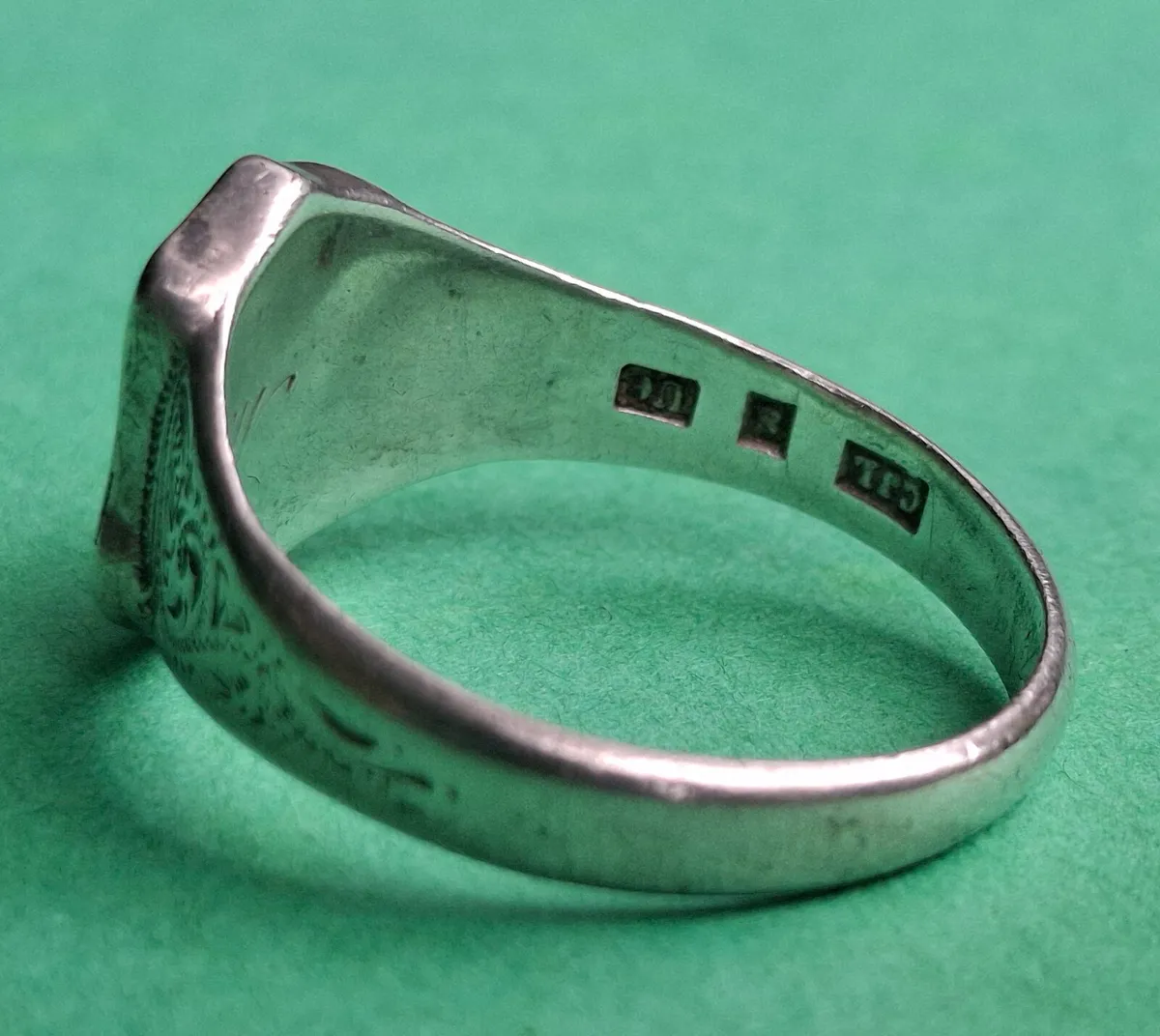 Antique Gold and Silver Mourning Ring - Image 3