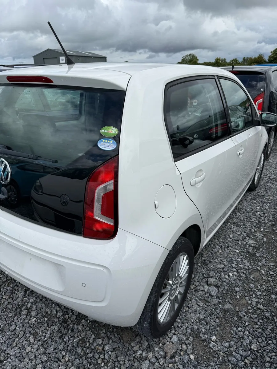 2014 VW Up 5 door - Image 4