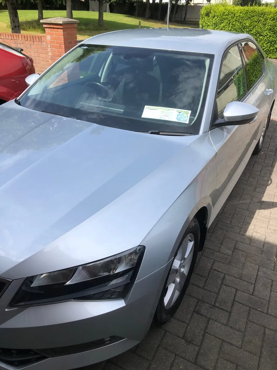 Skoda superb 1.6 diesel only 97miles 159300 km - Image 2