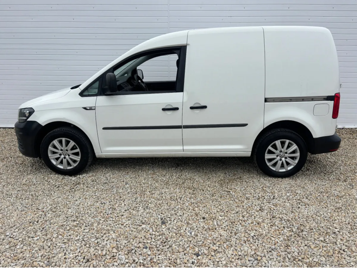 Volkswagen Caddy PV 2.0TDI 102HP MANUAL 5SPEED 5DR - Image 3