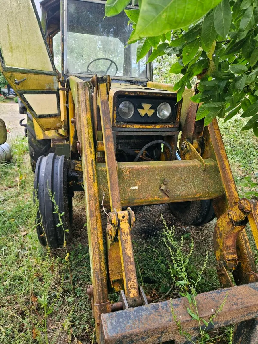 Massey 50b Loader - Image 3