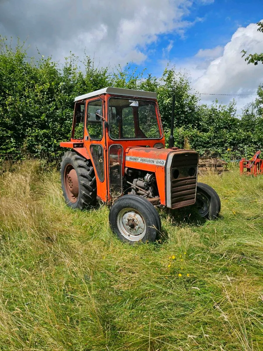 Massey 50b Loader - Image 4